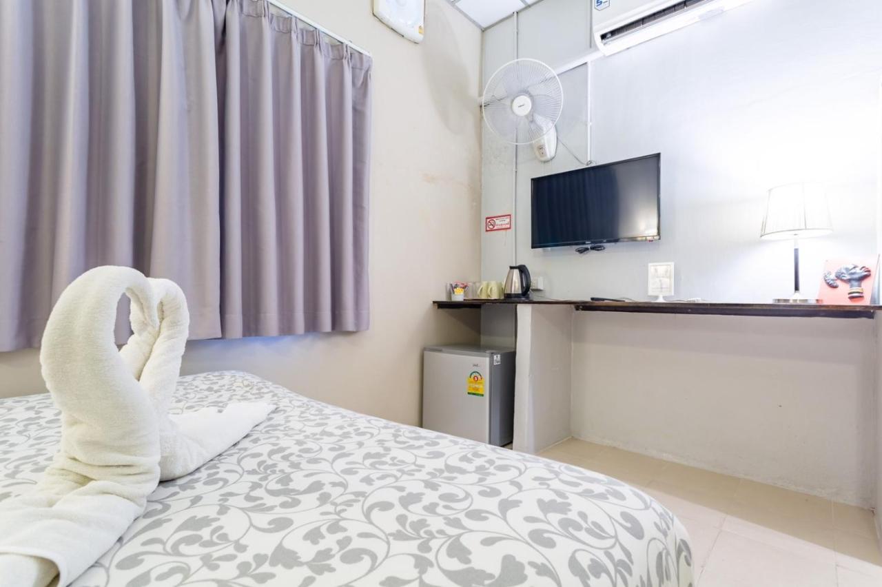 The Beach Cha Am Guest House Cha-Am Εξωτερικό φωτογραφία